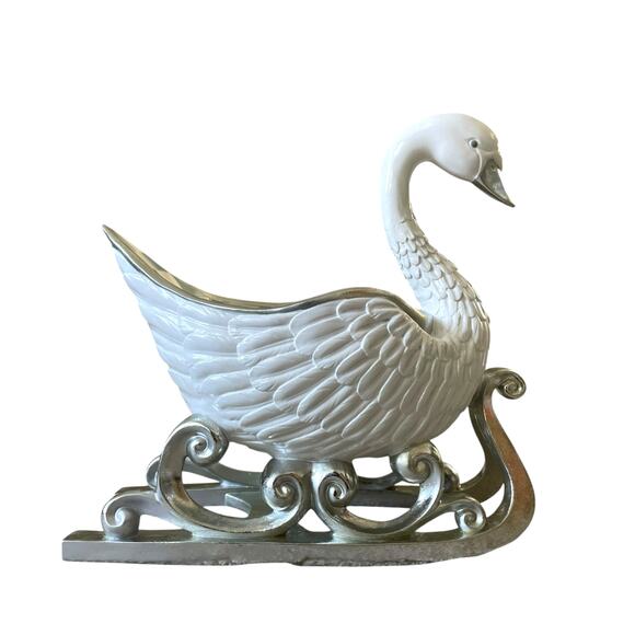 Mackenzie Childs Crystal Palace Swan Sleigh Figurine 16x15 Christmas Holiday NEW - Picture 14 of 16